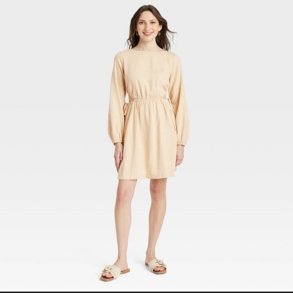 Women’s Balloon Long Sleeve Mini A-Line Dress - Picture 1 of 2